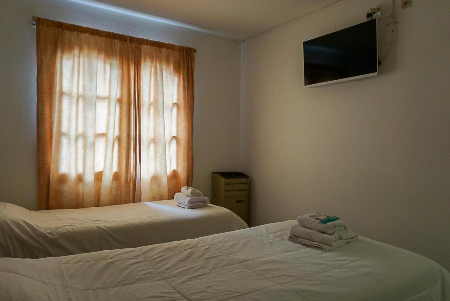 Apart Hotel Libertador El Calafate Exterior photo